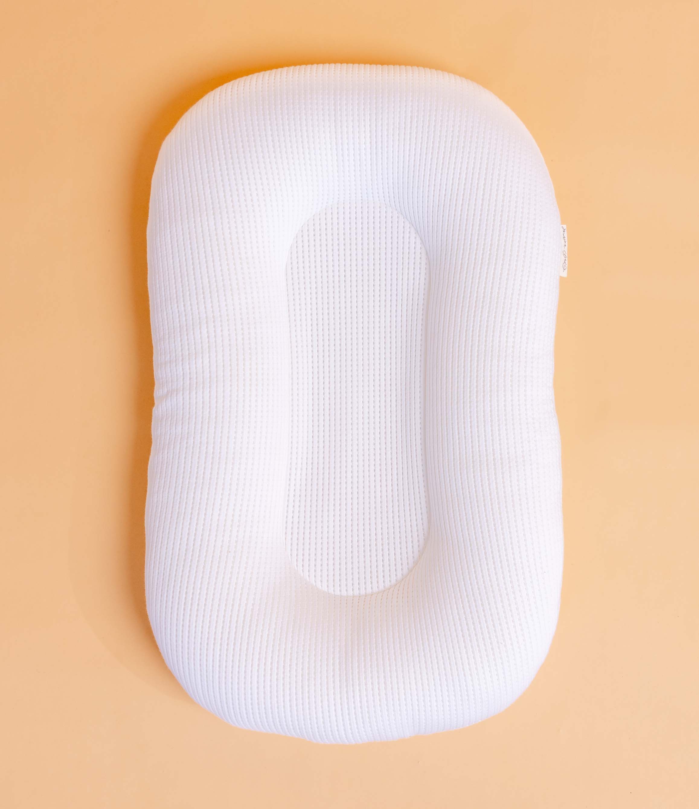 Bubba Cloud Organic Baby Lounger Coconut Ice Linen